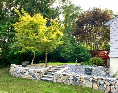 retaining-wall-back-yard-porch
